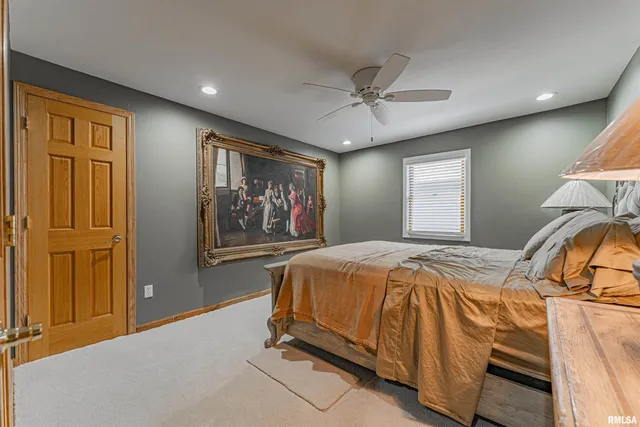 $339,000 | 18 Willow Lane, Lincoln, IL 62656