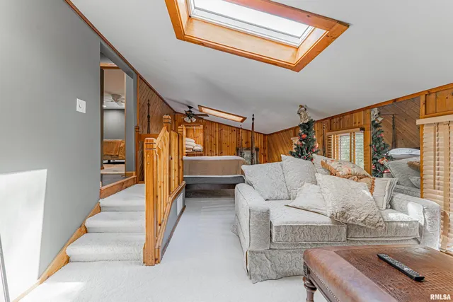 $339,000 | 18 Willow Lane, Lincoln, IL 62656