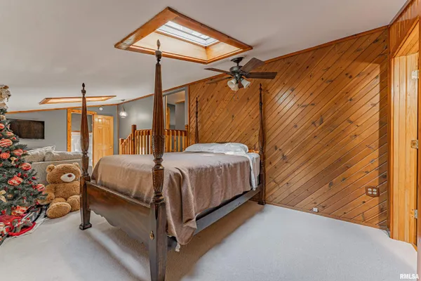 $329,000 | 18 Willow Lane, Lincoln, IL 62656