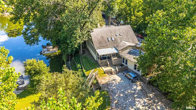 $339,000 | 18 Willow Lane, Lincoln, IL 62656