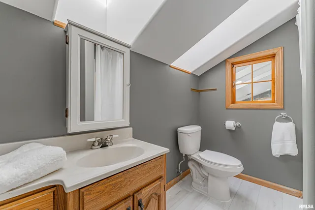 $339,000 | 18 Willow Lane, Lincoln, IL 62656