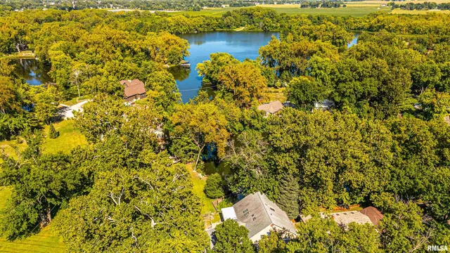 $339,000 | 18 Willow Lane, Lincoln, IL 62656