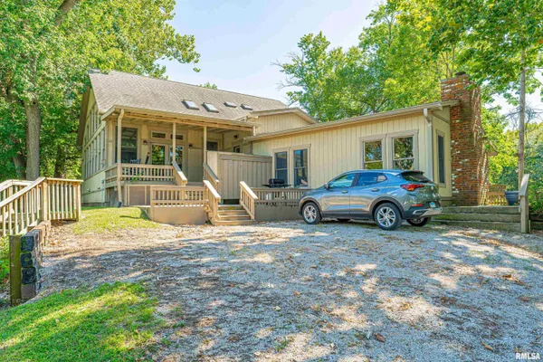 $329,000 | 18 Willow Lane, Lincoln, IL 62656