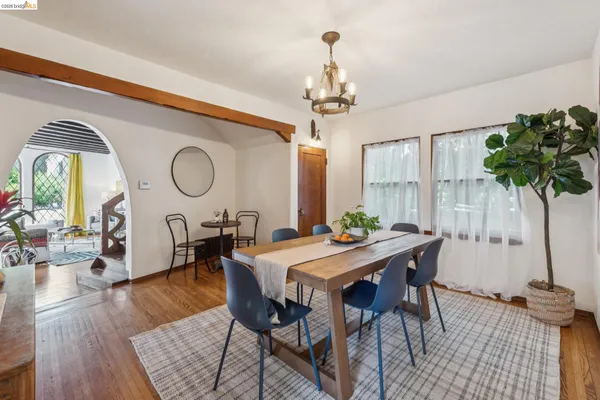 $848,000 | 19 Veteran Way, Oakland, CA 94602