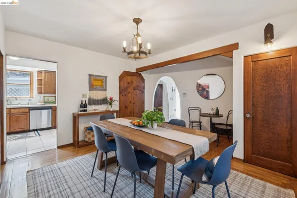 $848,000 | 19 Veteran Way, Oakland, CA 94602