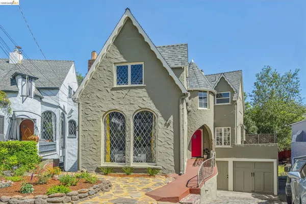 $848,000 | 19 Veteran Way, Oakland, CA 94602