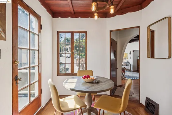 $848,000 | 19 Veteran Way, Oakland, CA 94602