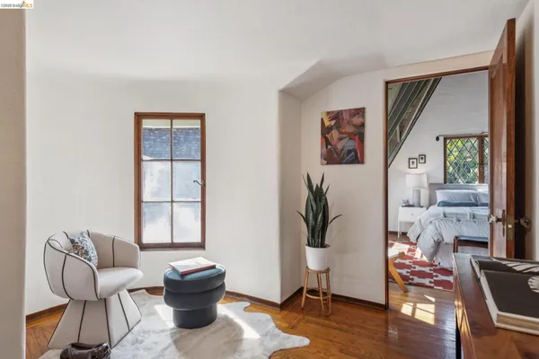 $848,000 | 19 Veteran Way, Oakland, CA 94602