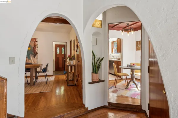 $848,000 | 19 Veteran Way, Oakland, CA 94602