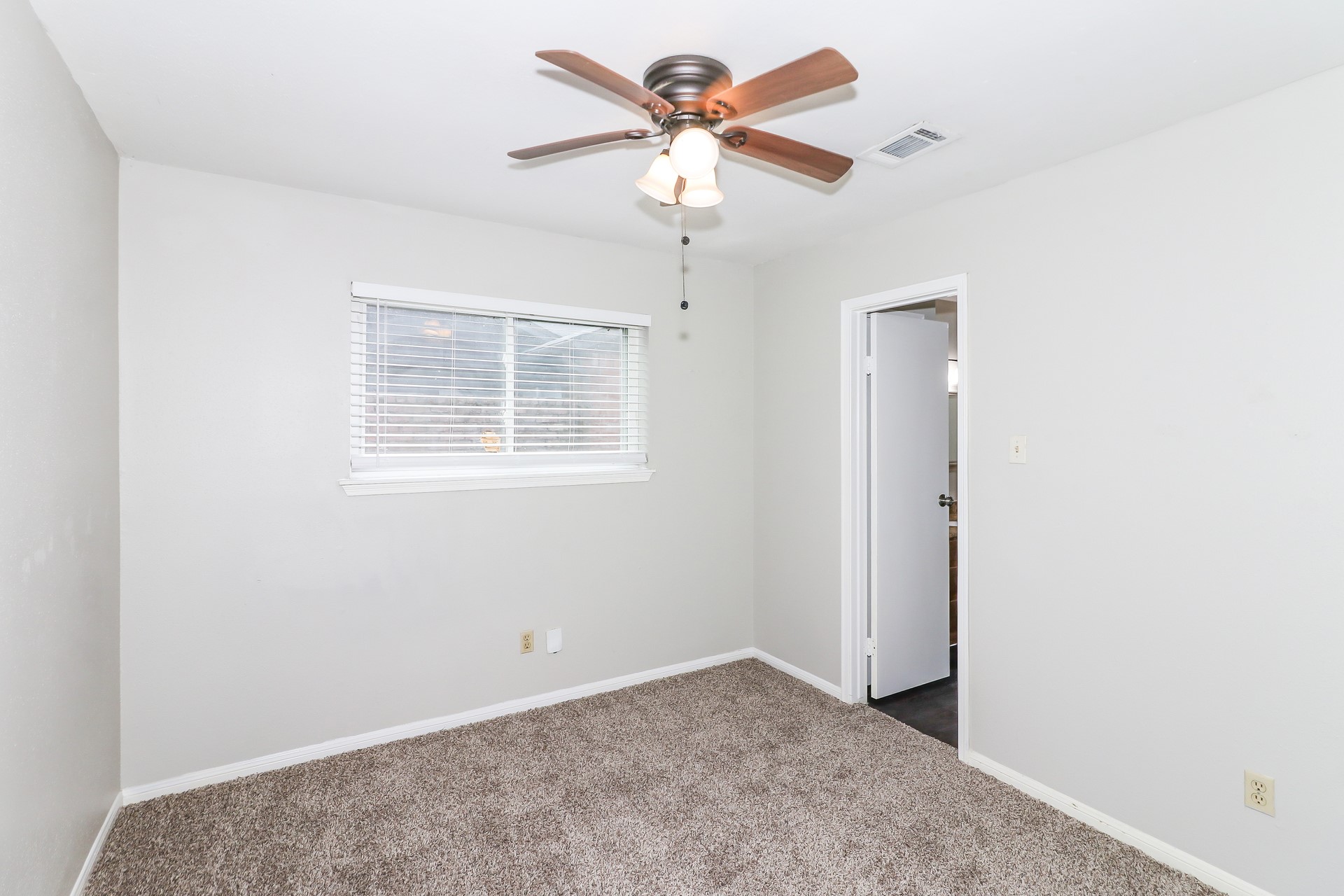 1308 Wilson Drive Rosenberg, TX 77471 - Photo 14 of 18
