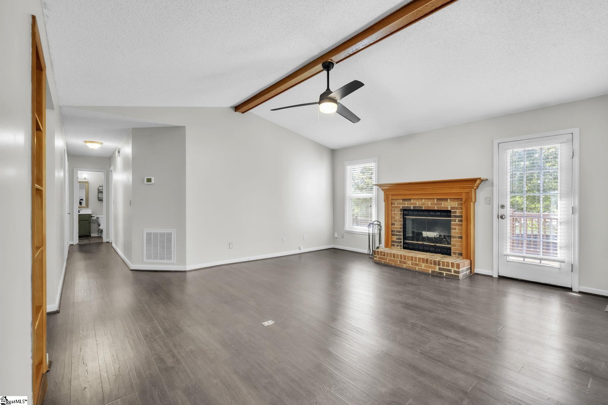 110 Apollo Avenue Greer, SC 29651 - Photo 6 of 33