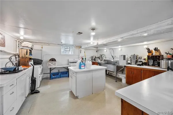 $628,800 | 5445 East Creek Road, Wales, NY 14139