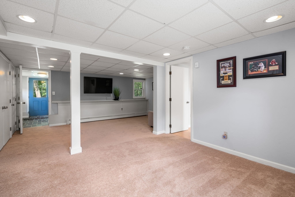 26 Crest Road Framingham, MA 01702 - Photo 27 of 39