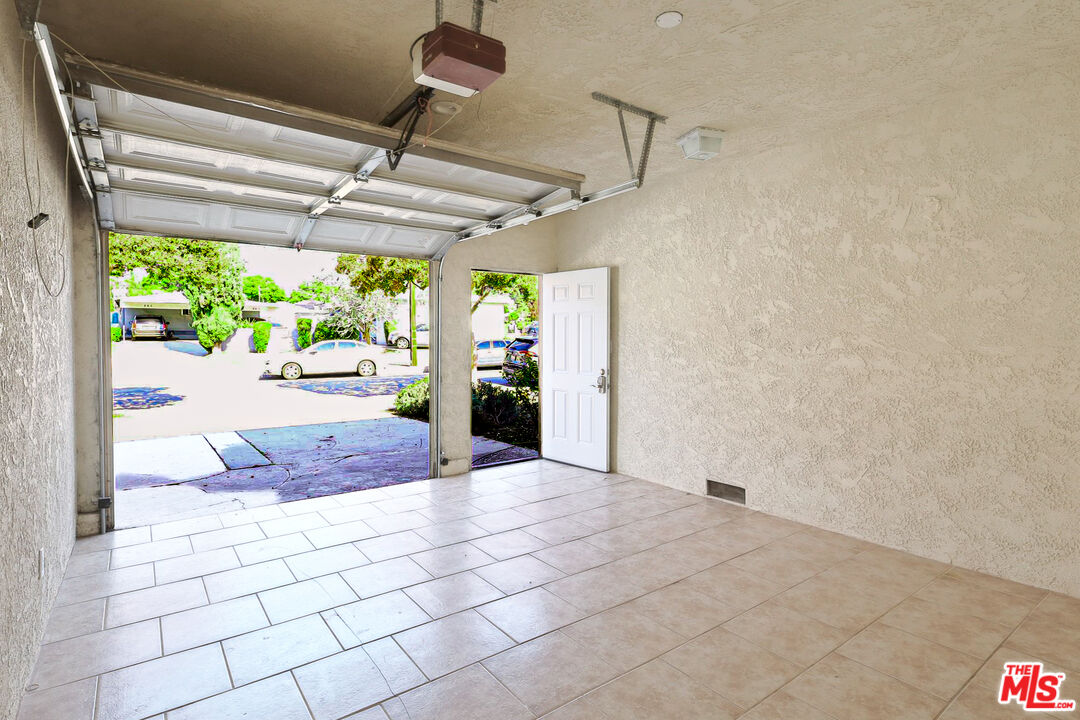 262 MacDonald Street Pasadena, CA 91103 - Photo 21 of 22 a view interior of the house and outdoor space