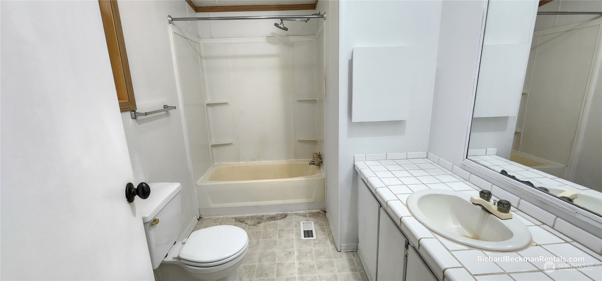 40 Southeast My Road Shelton, WA 98584 - Photo 14 of 25 a bathroom with a granite countertop sink toilet and shower