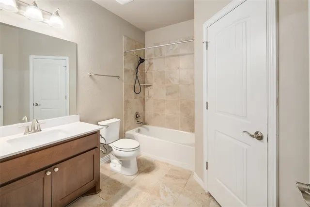 $499,000 | 176 Patriot Drive, Buda, TX 78610