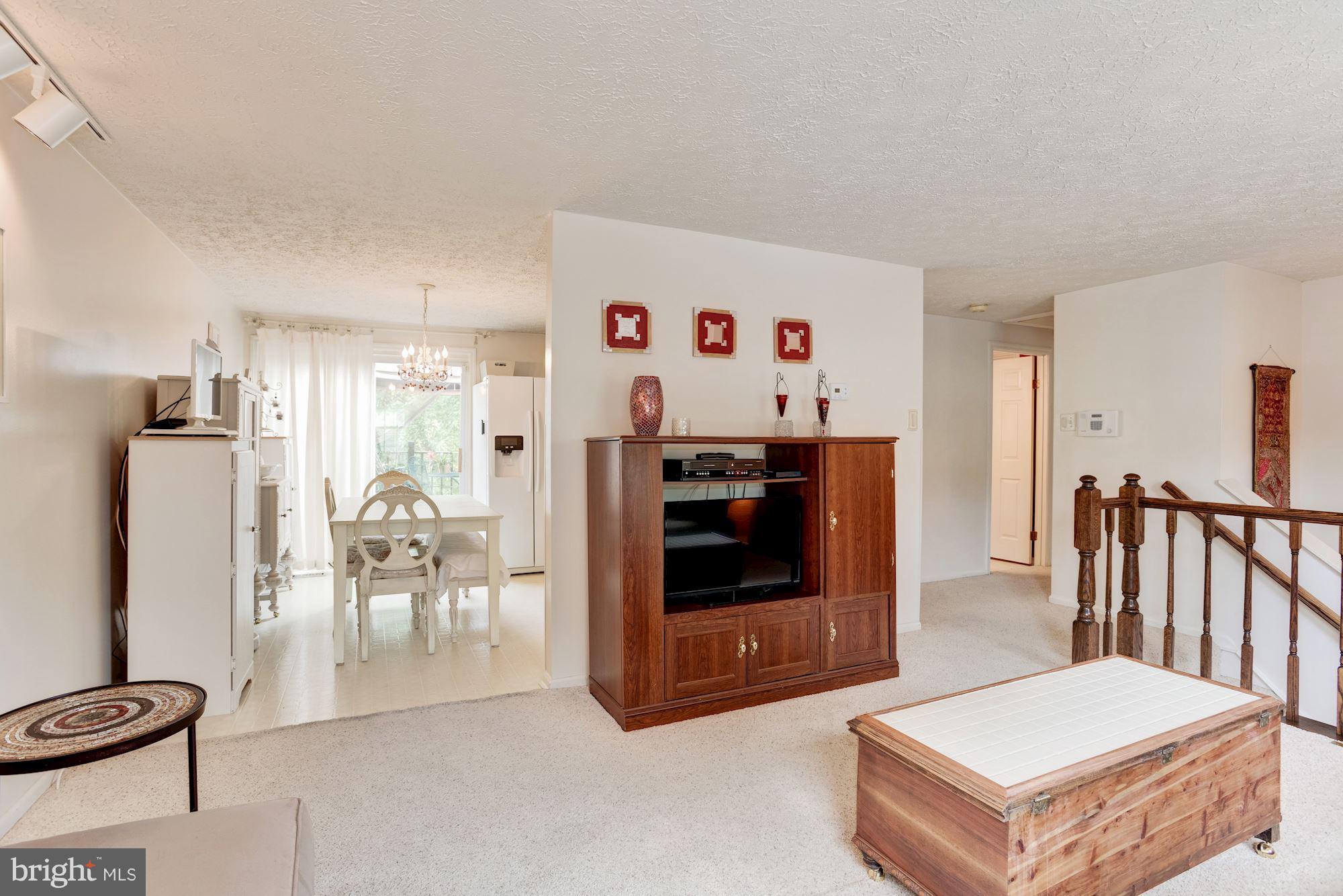 5136 Clifford Road Perry Hall, MD 21128 - Photo 5 of 21 Living Room