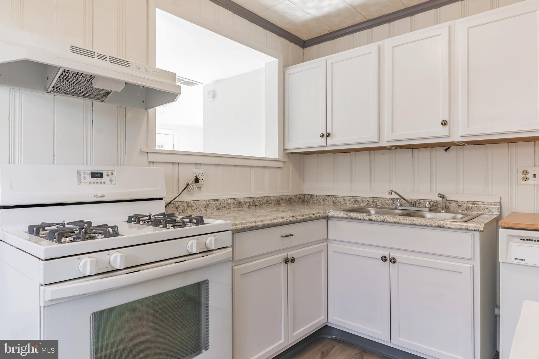 3 Angola Road New Castle, DE 19720 - Photo 14 of 30 Kitchen