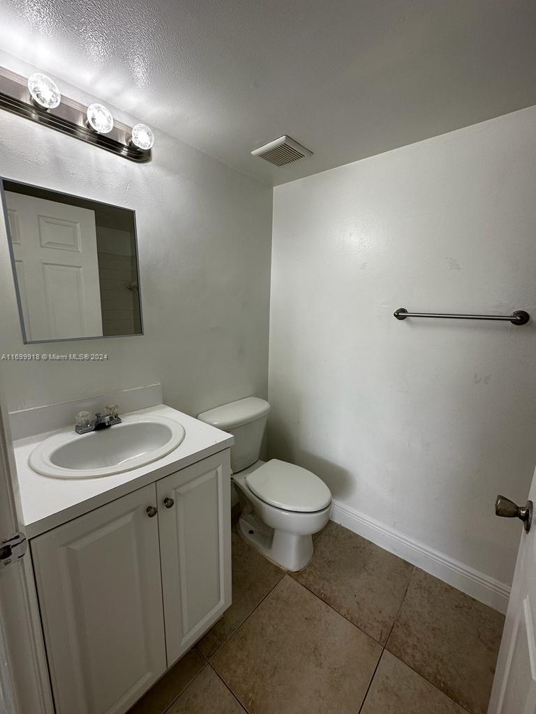 5654 Rock Island Road, Unit 220 Tamarac, FL 33319 - Photo 5 of 15 Gallery Image 5