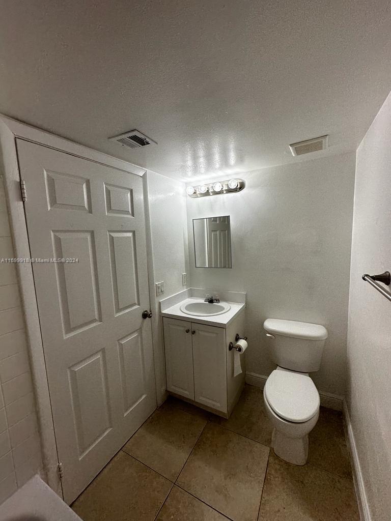 5654 Rock Island Road, Unit 220 Tamarac, FL 33319 - Photo 6 of 15 Gallery Image 6
