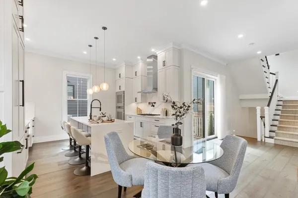 $2,895,000 | 160 Norfolk Street, Unit 1, Cambridge, MA 02139