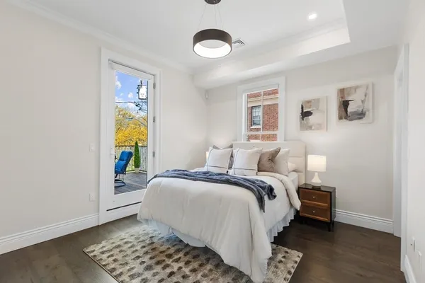 $2,895,000 | 160 Norfolk Street, Unit 1, Cambridge, MA 02139