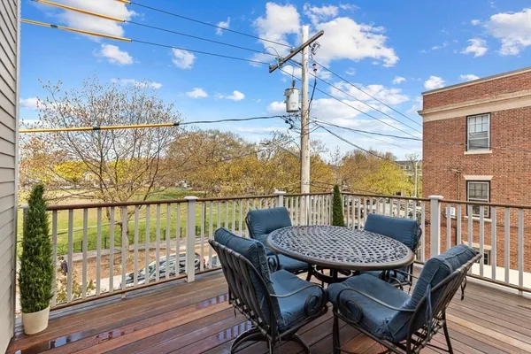 $2,895,000 | 160 Norfolk Street, Unit 1, Cambridge, MA 02139