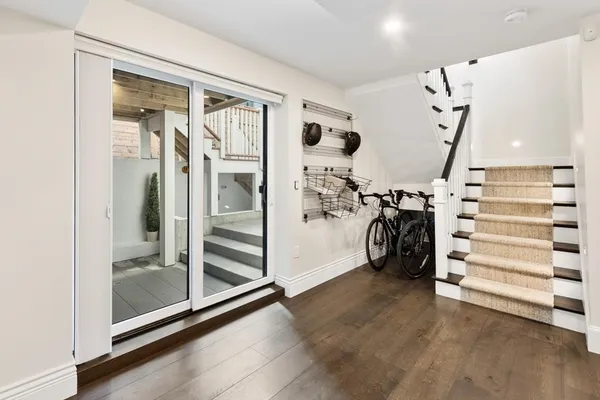$2,895,000 | 160 Norfolk Street, Unit 1, Cambridge, MA 02139