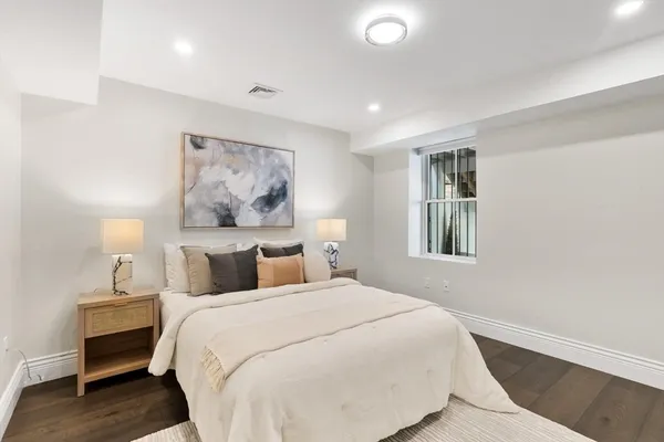 $2,895,000 | 160 Norfolk Street, Unit 1, Cambridge, MA 02139