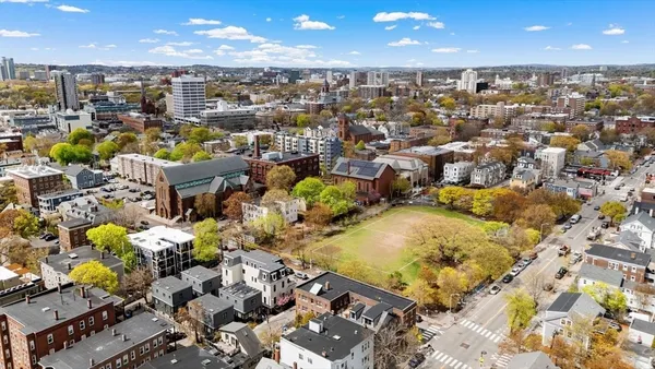$2,895,000 | 160 Norfolk Street, Unit 1, Cambridge, MA 02139