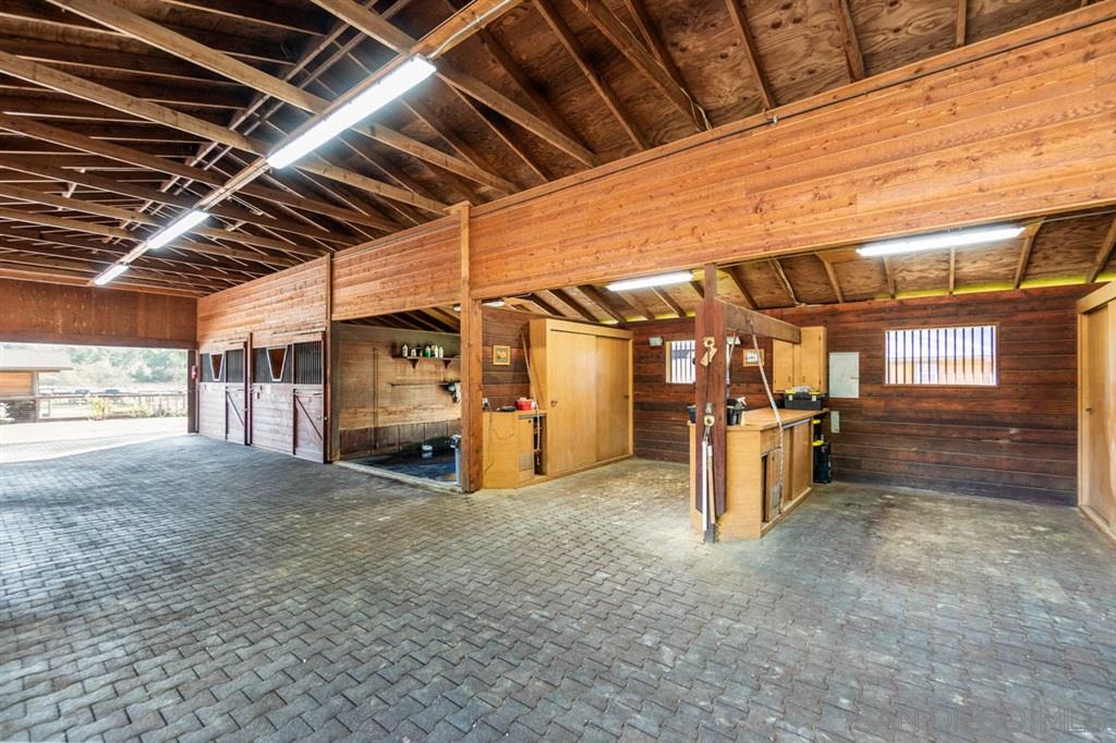 2425 5th Street Encinitas, CA 92024 - Photo 8 of 24 a view of a garage
