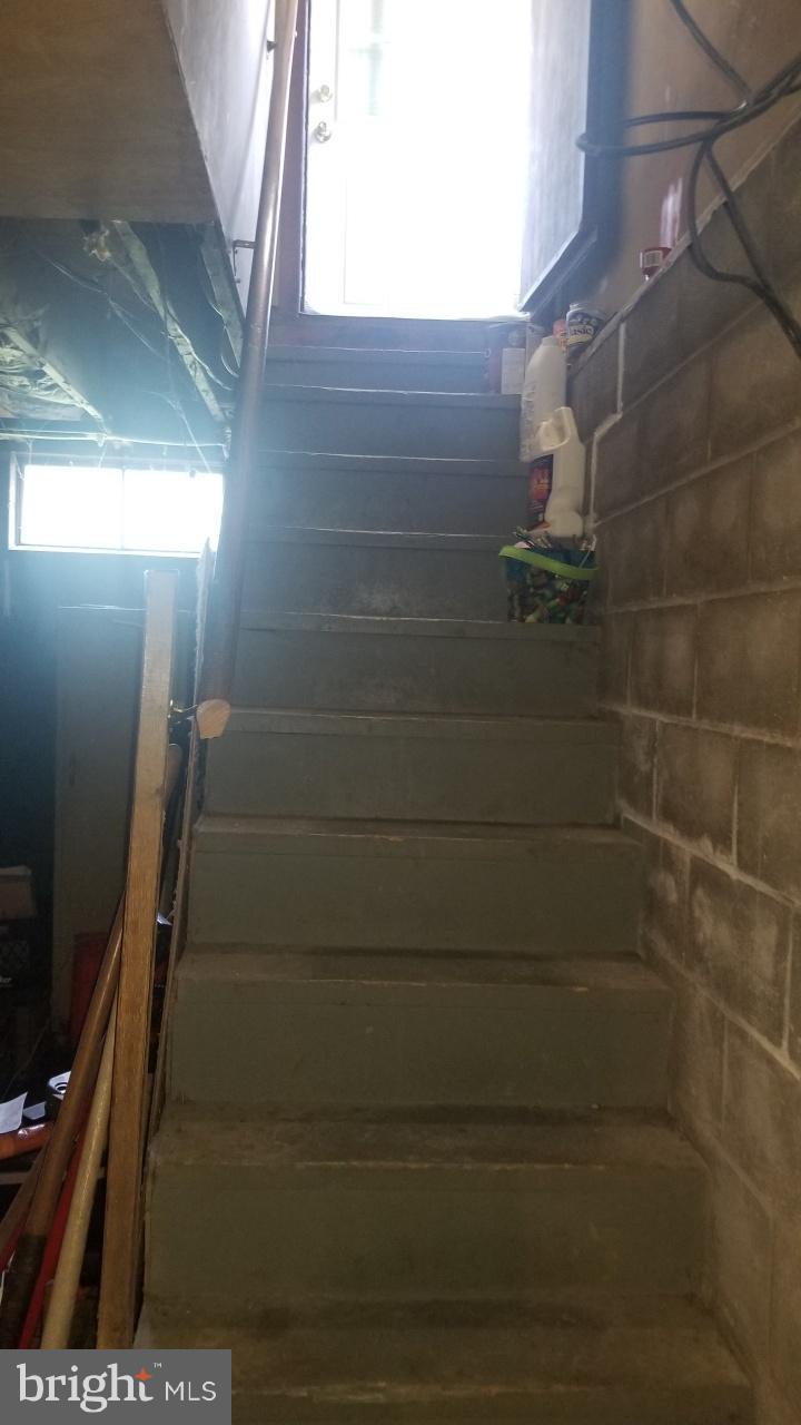 272 County Rte 1/1 Berkeley Springs, WV 25411 - Photo 24 of 25 Interior (General)