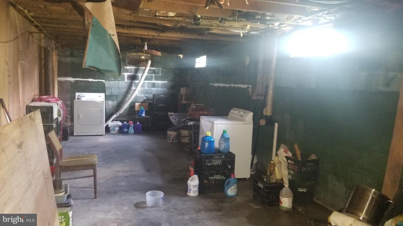 272 County Rte 1/1 Berkeley Springs, WV 25411 - Photo 25 of 25 Interior (General)