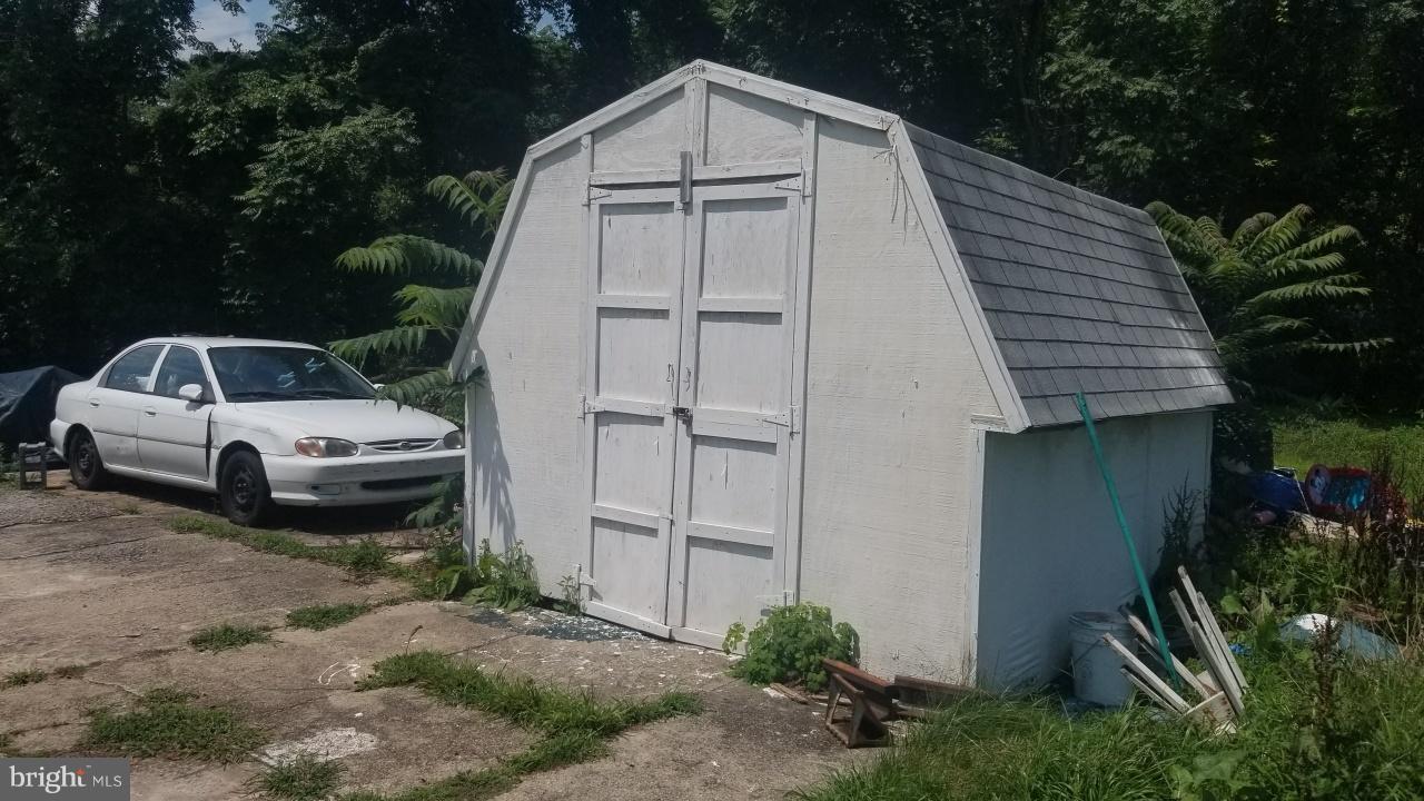 272 County Rte 1/1 Berkeley Springs, WV 25411 - Photo 10 of 25 Exterior (General)