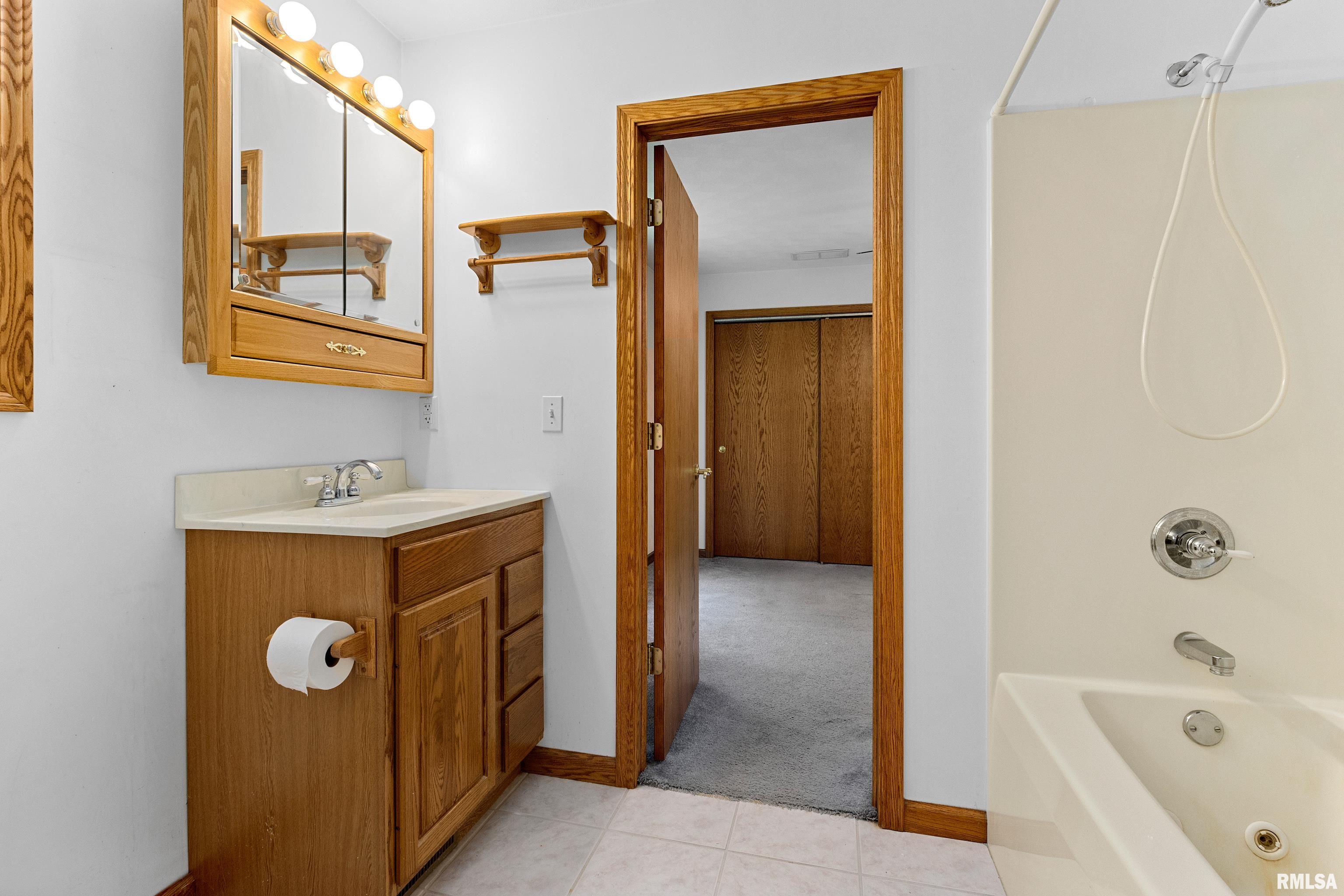 32300 American Legion Road Mackinaw, IL 61755 - Photo 23 of 36 Gallery Image 23
