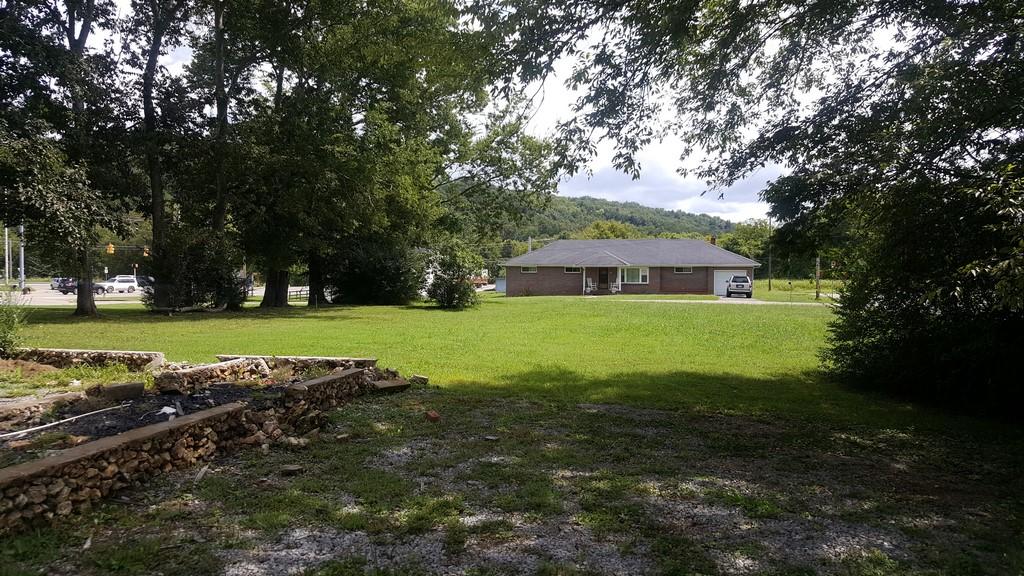 104 Sharon Avenue Decatur, TN 37322 - Photo 21 of 27 20170811_151506