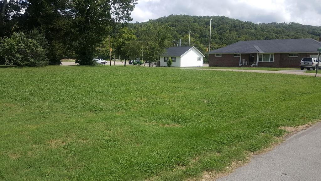 104 Sharon Avenue Decatur, TN 37322 - Photo 24 of 27 20170811_152003