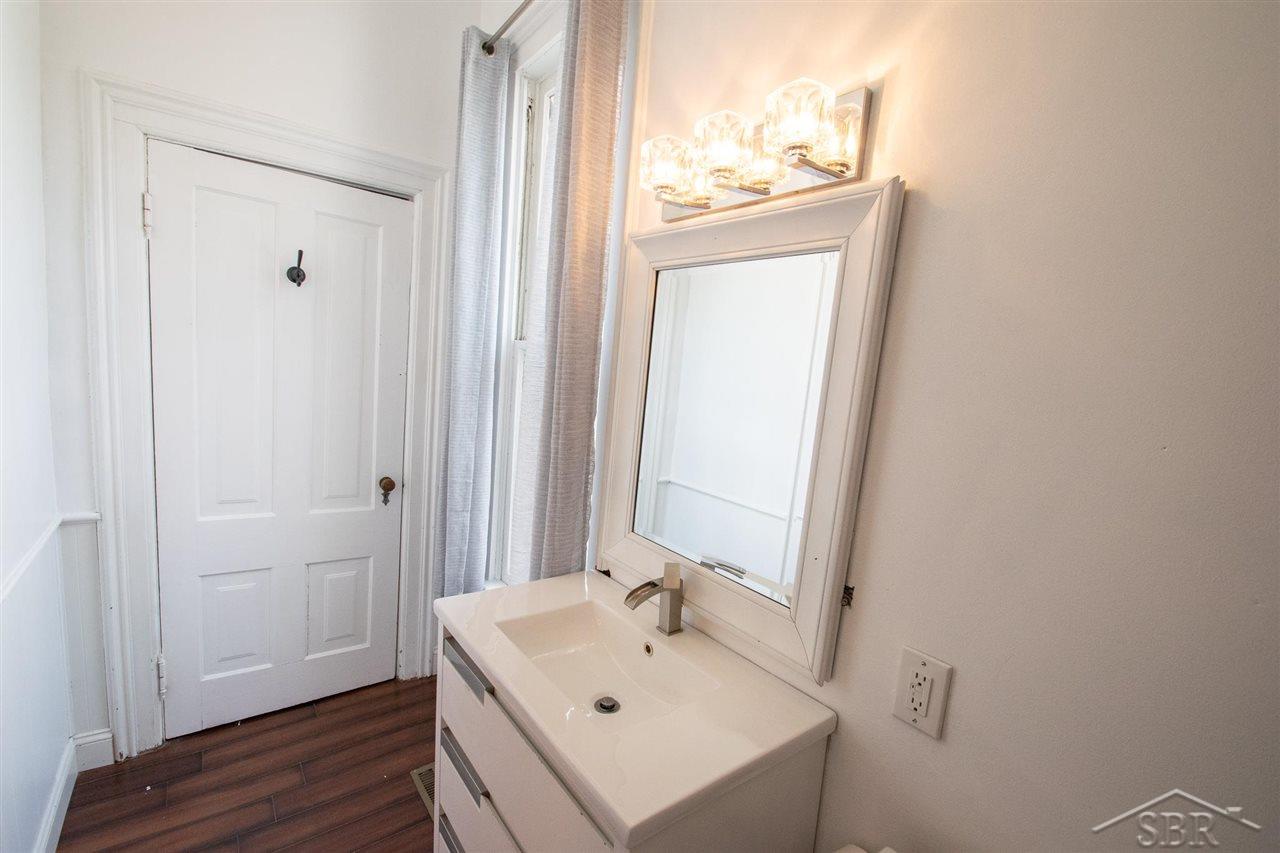 1109 4th Street Bay City, MI 48708 - Photo 15 of 24 50042867-14.JPG
