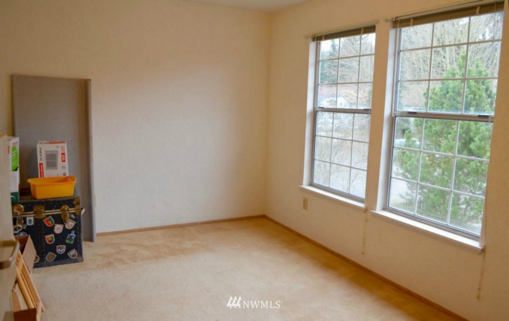 22702 12th Place West Bothell, WA 98021 - Photo 8 of 13