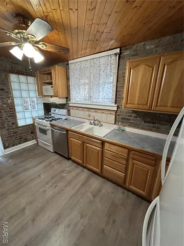 $155,000 | 2222 McCausland Avenue, St. Louis, MO 63143