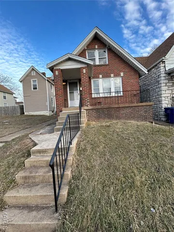 $155,000 | 2222 McCausland Avenue, St. Louis, MO 63143
