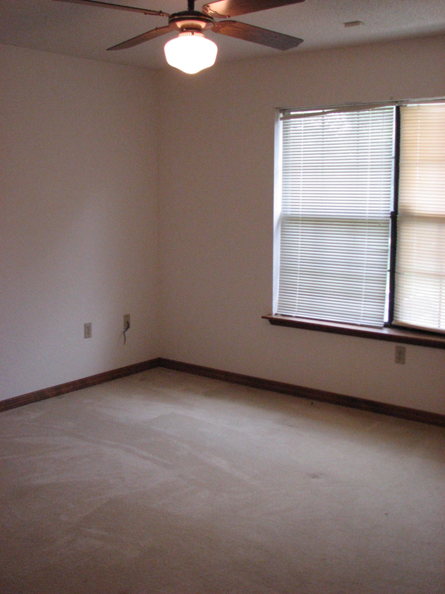 803 Melton Road Baker, FL 32531 - Photo 28 of 36 an empty room with a window