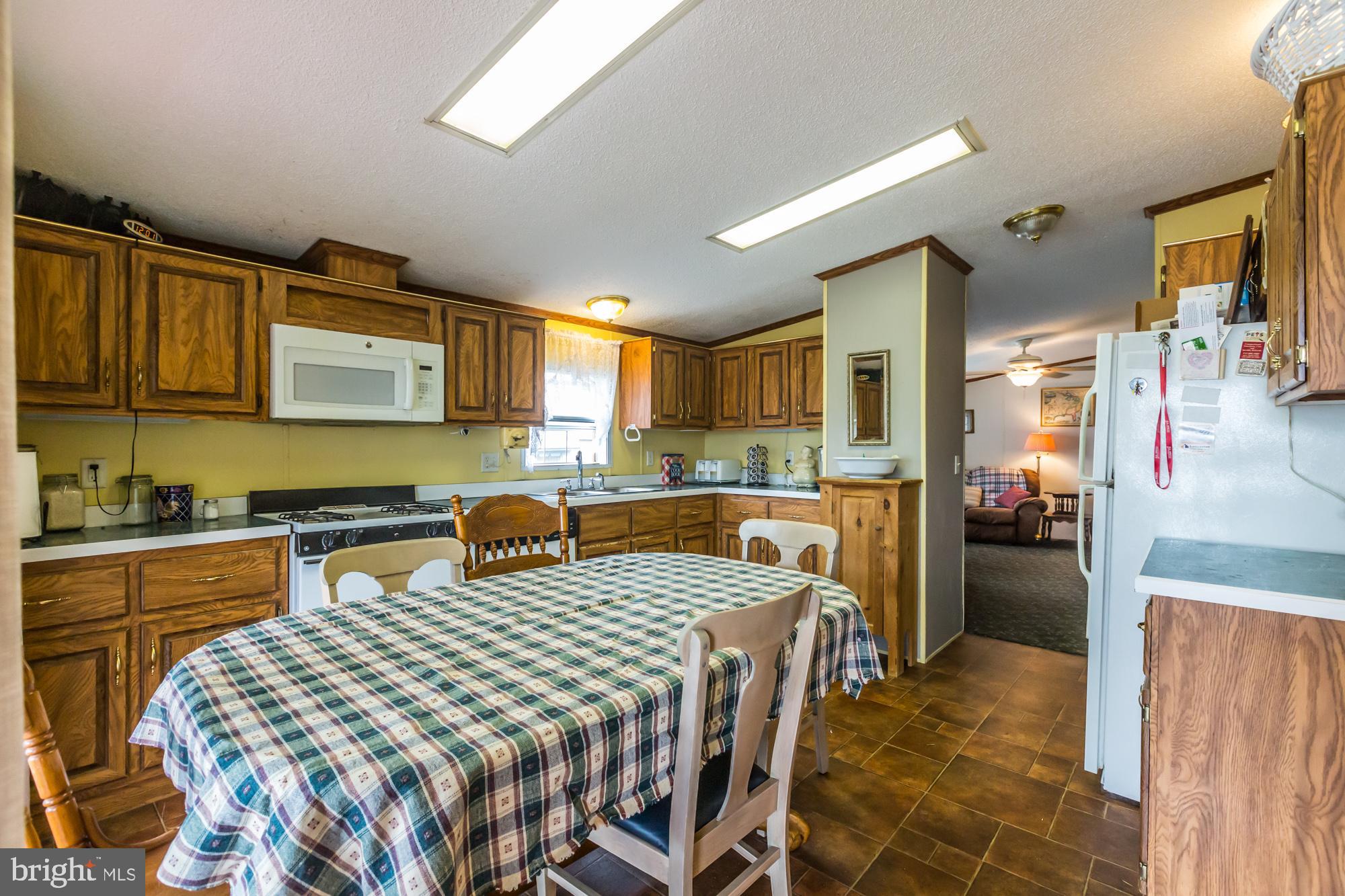 32 Ridgewood Manor Manheim, PA 17545 - Photo 4 of 17