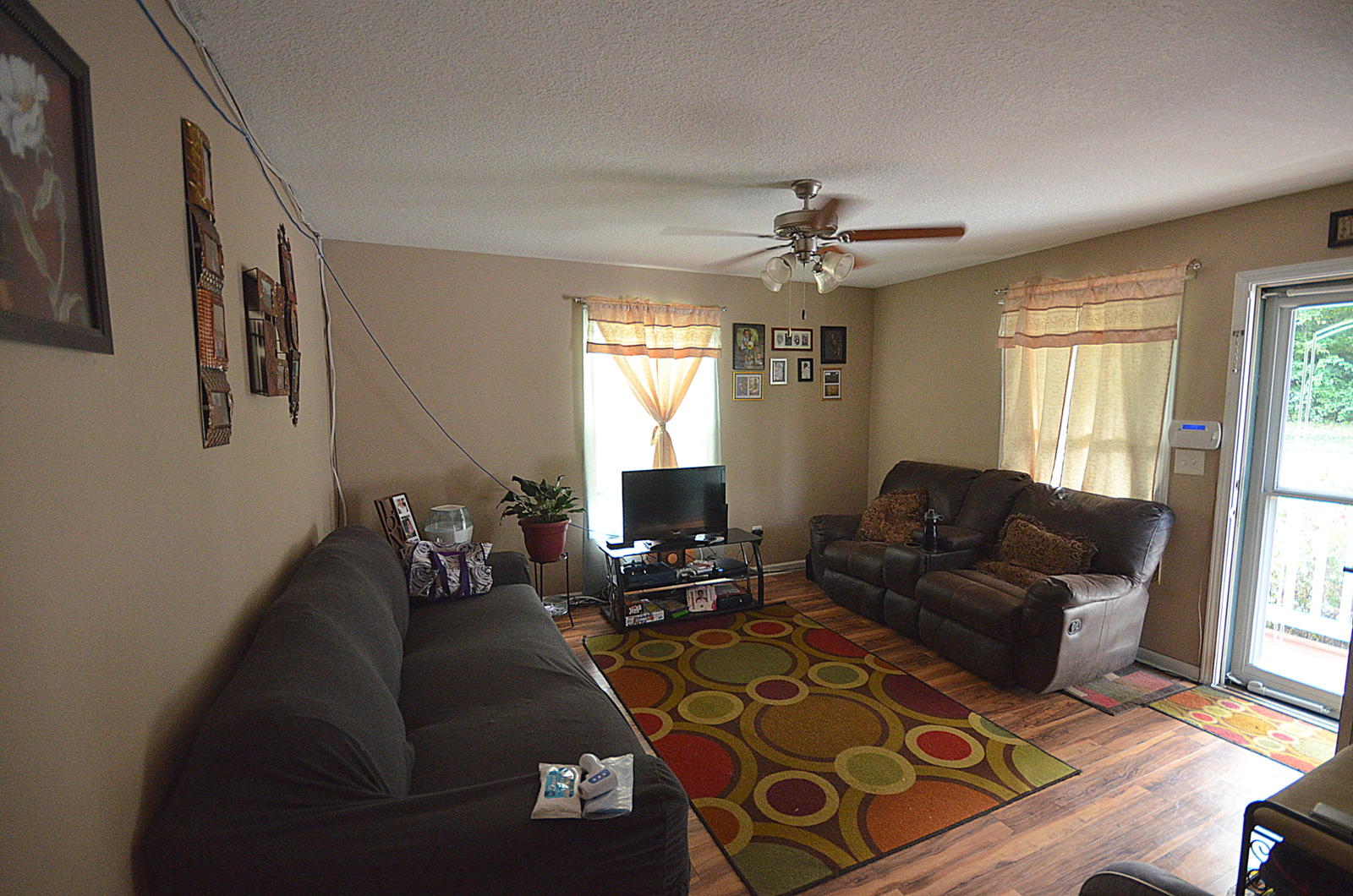 2617 Watauga Road Johnson City, TN 37601 - Photo 3 of 26 DSC_0189