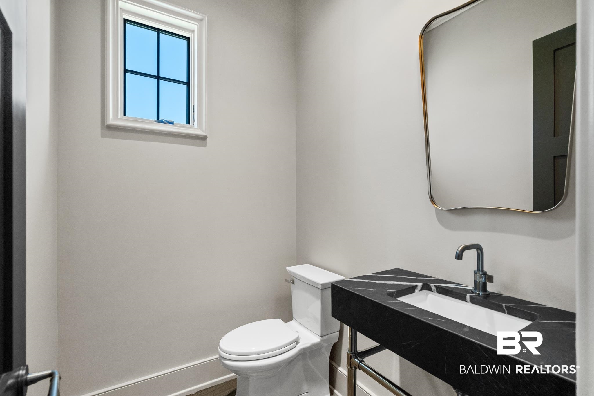 210 Castlands Court Fairhope, AL 36532 - Photo 37 of 50 Powder Room