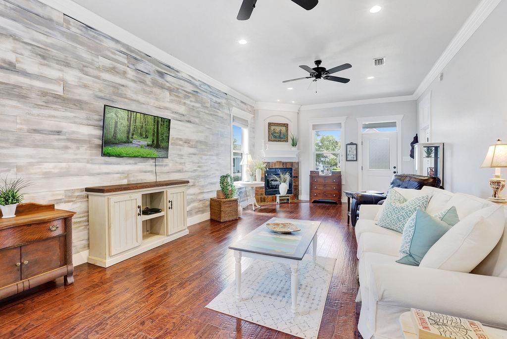 1034 Snapdragon Lane Foley, AL 36535 - Photo 4 of 29