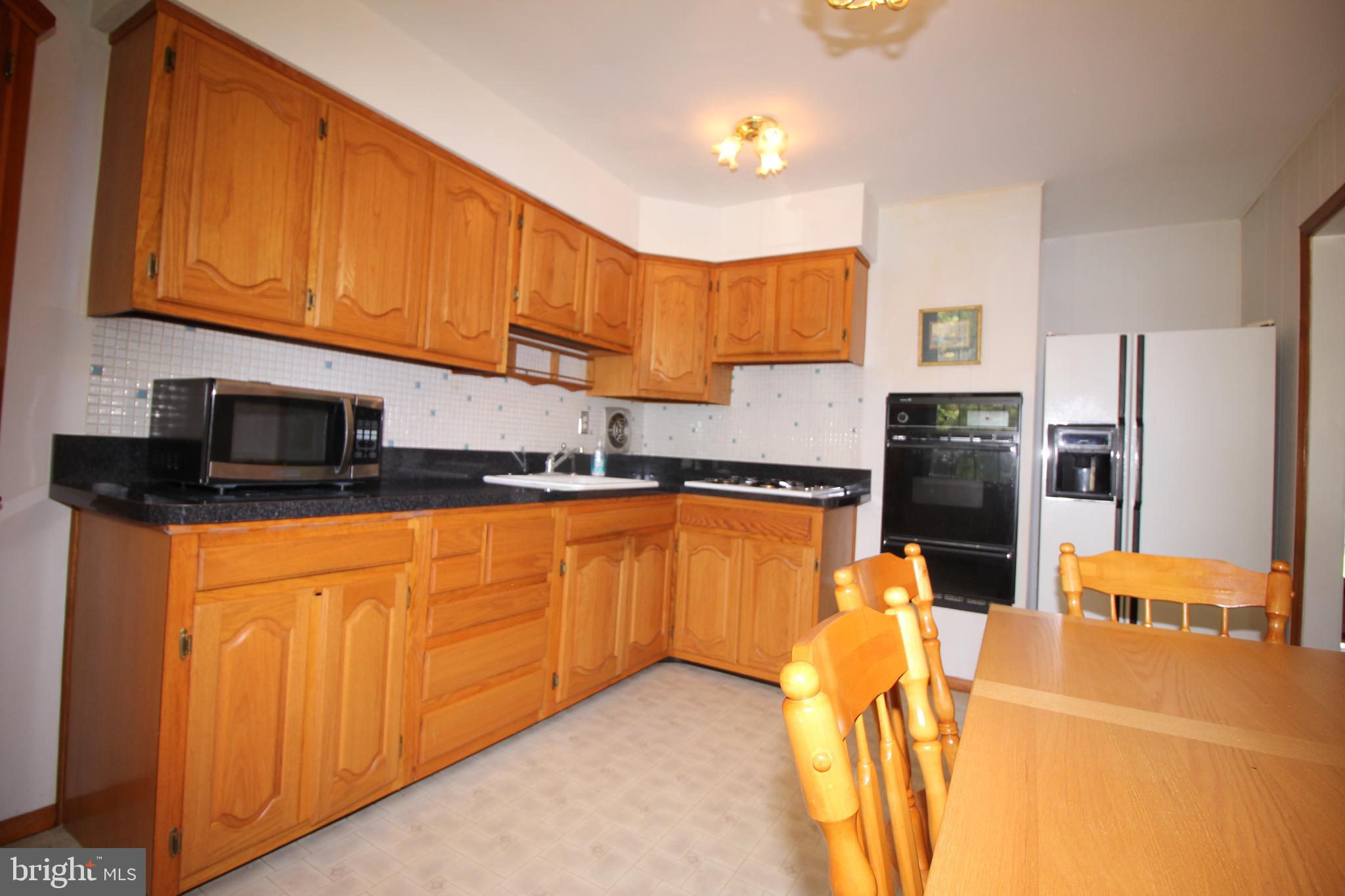 2914 Senak Road Abington, PA 19001 - Photo 14 of 44 Gallery Image 14