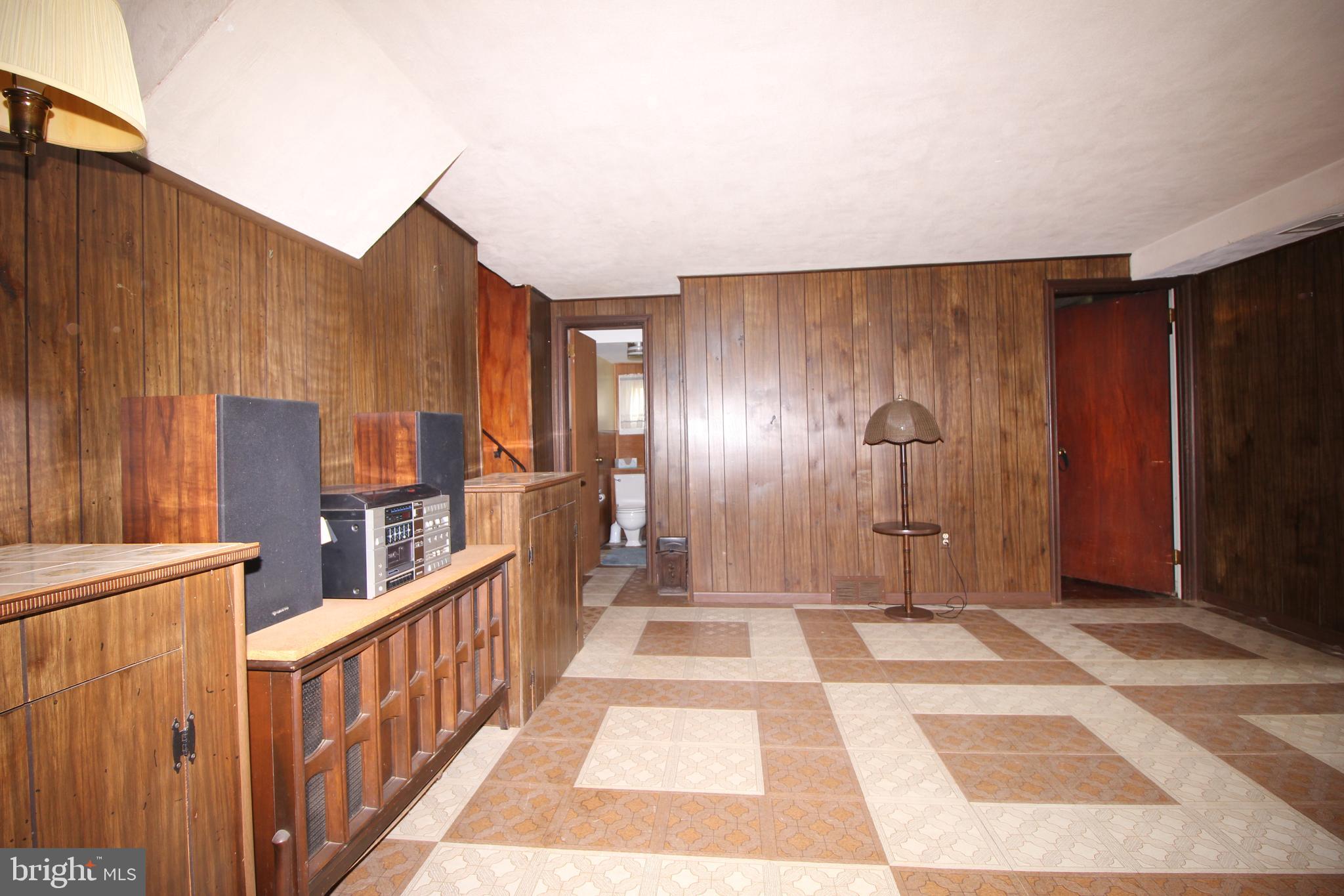2914 Senak Road Abington, PA 19001 - Photo 27 of 44 Gallery Image 27