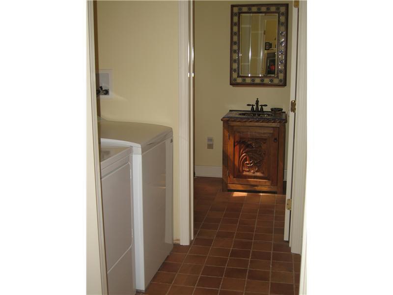 50 Ogunquit Road Cape Neddick, ME 03902 - Photo 14 of 15 Interior Space/Layout.
