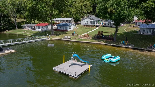 $189,000 | 127 Shorecrest Avenue, Camdenton, MO 65020